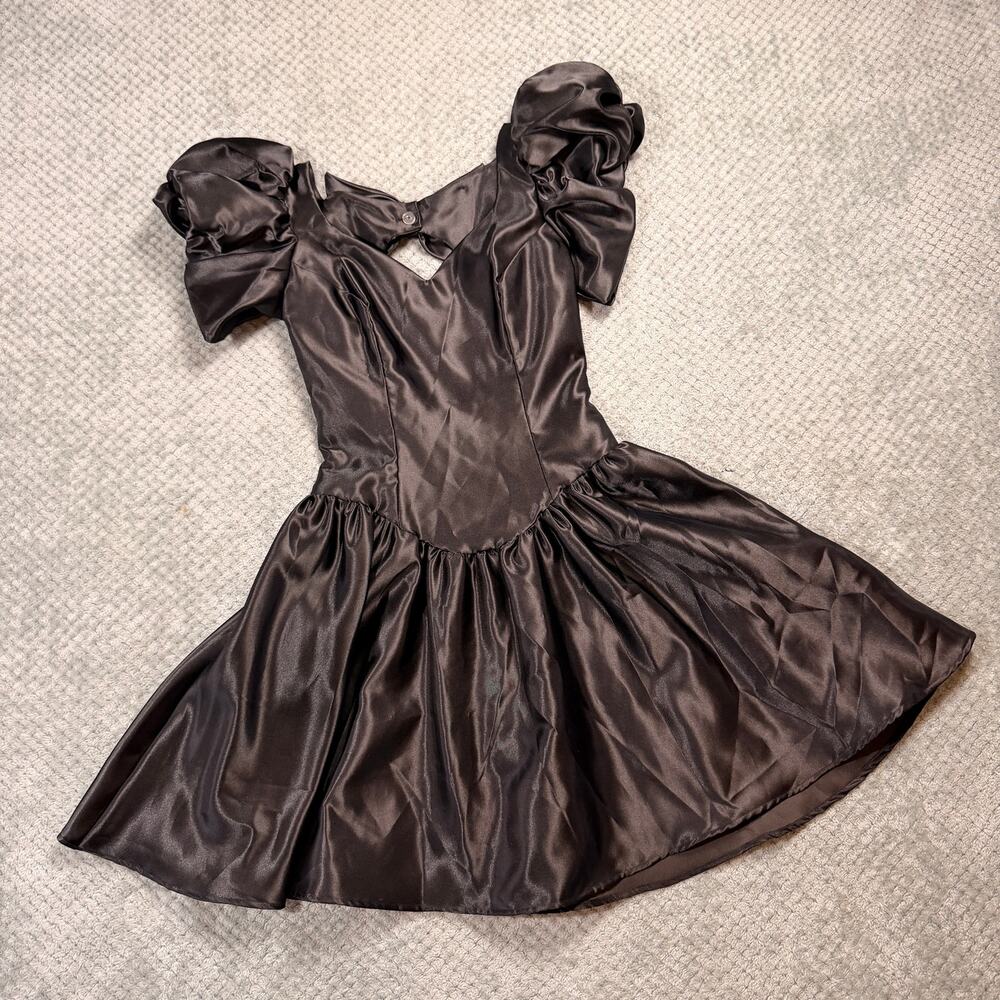 Vintage Black 80s Style Puff Sleeve Mini Drop Waist Retro Dress Pearl Back